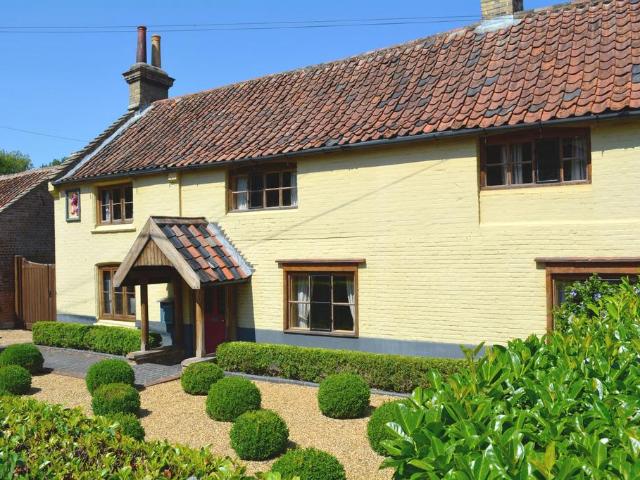 House for sale in Burgh St Peter, Norfolk