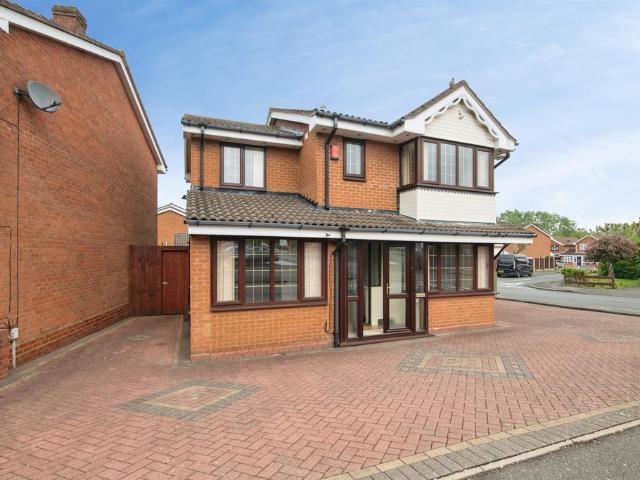 House for sale in Dudley Port, Tividale