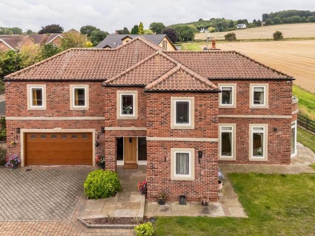 House for sale in Stutton, North Yorkshire