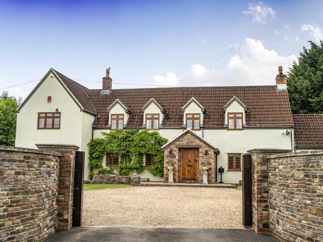 House for sale in Henfield, Westerleigh