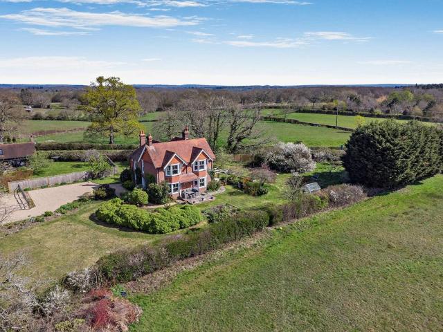 House for sale in Plumpton Green, Iford