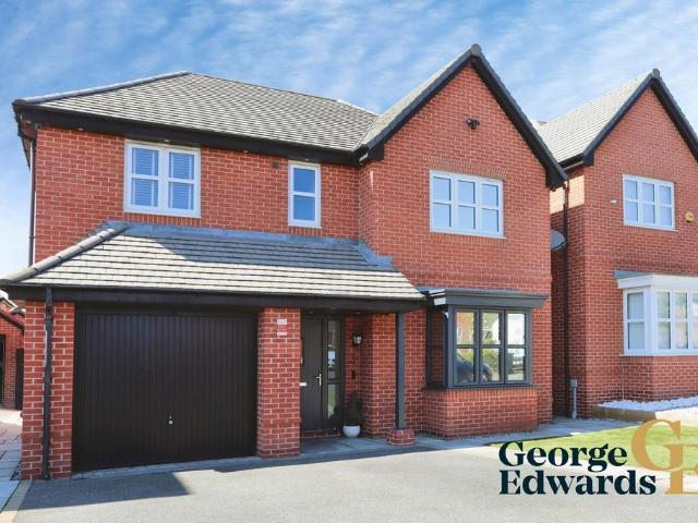House for sale in Donington Le Heath, Leicestershire