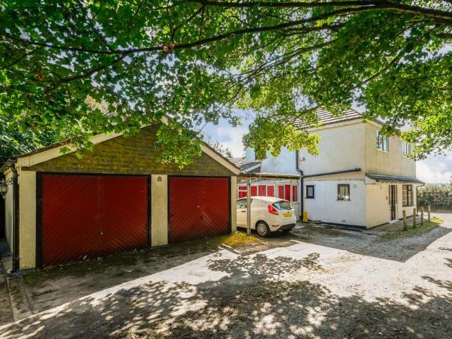 House for sale in West Hougham, Ash