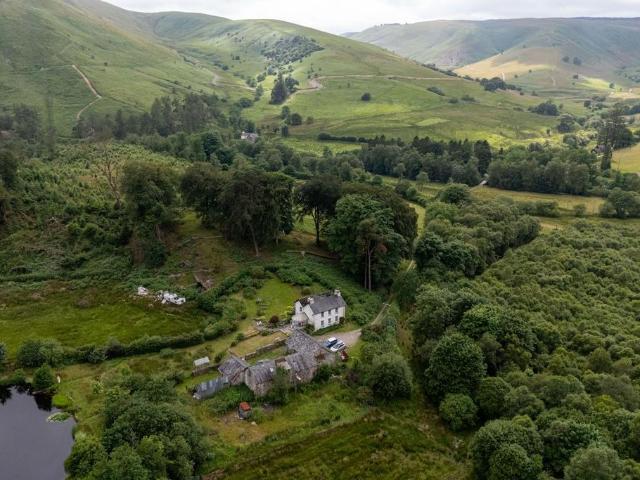 House for sale in Cwm Irfon, Abergwesyn
