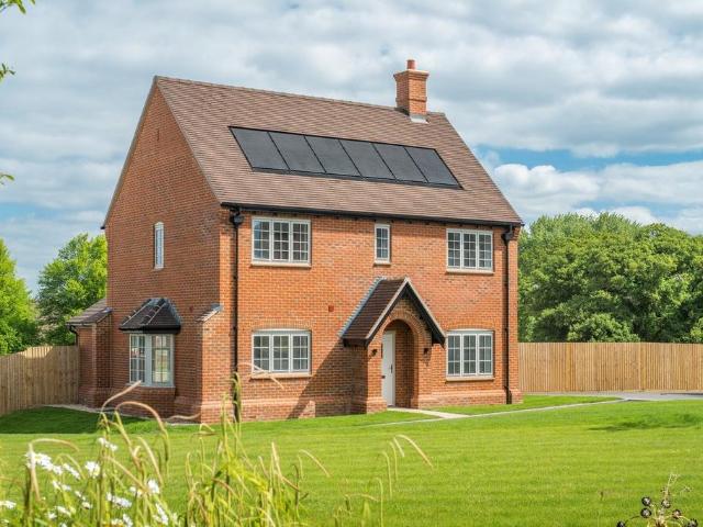 House for sale in Oakley, Merley