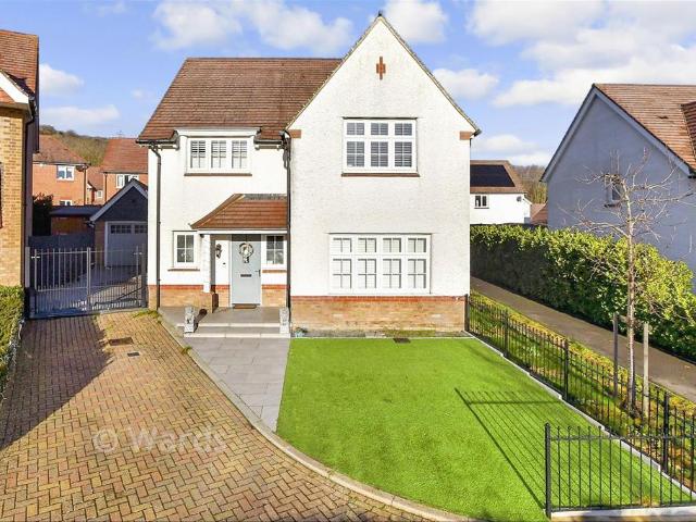 House for sale in North Halling, Halling