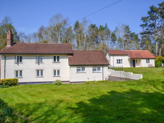 House for sale in West Hill, Budlake