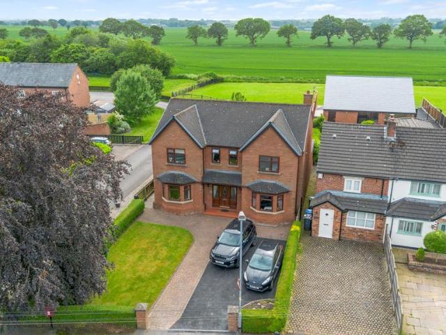 House for sale in Kenyon, Warrington