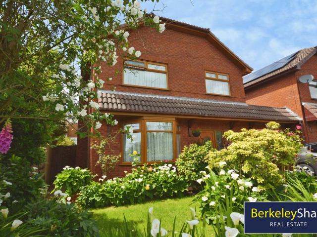 House for sale in Kennessee Green, Maghull