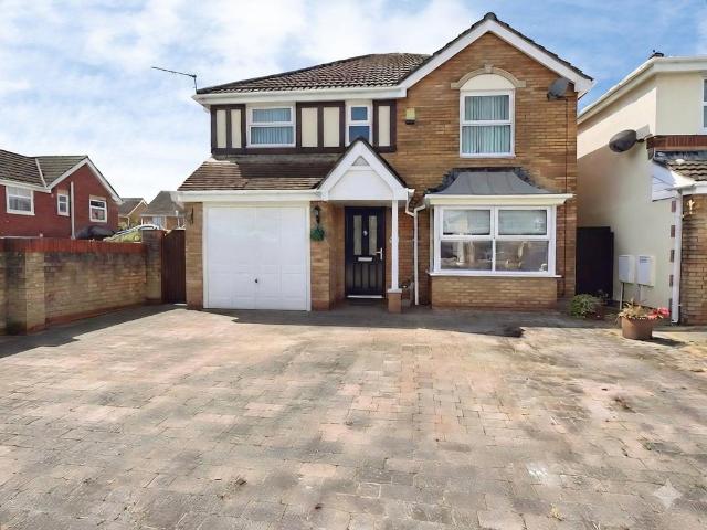 House for sale in Gorseinon, Wales