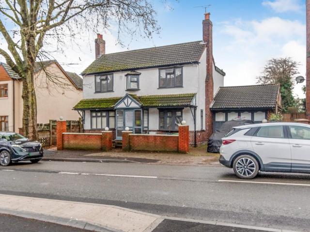 House for sale in Willenhall, West Midlands