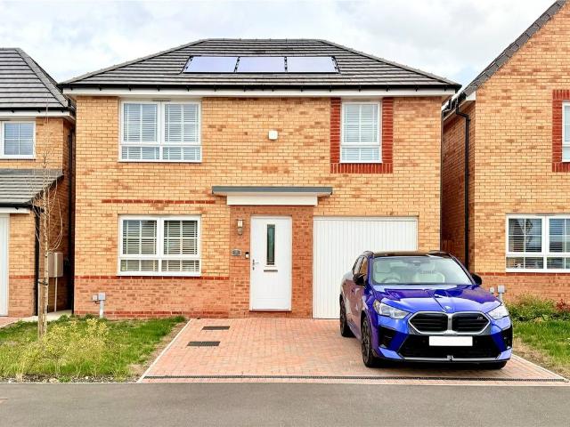House for sale in Darfield, South Yorkshire