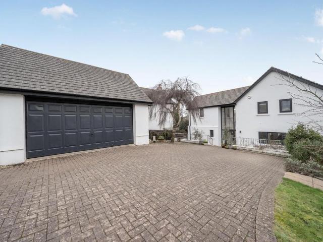 House for sale in Llangennith, Wales