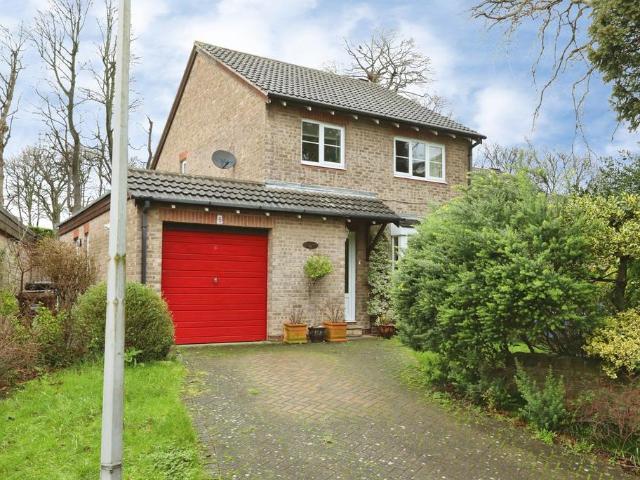 House for sale in Kenwood, South Yorkshire