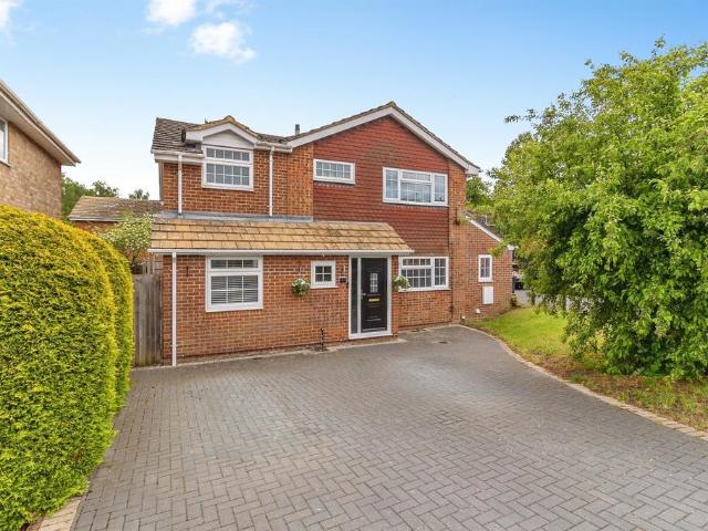 House for sale in Leighton-Linslade, Leighton Buzzard