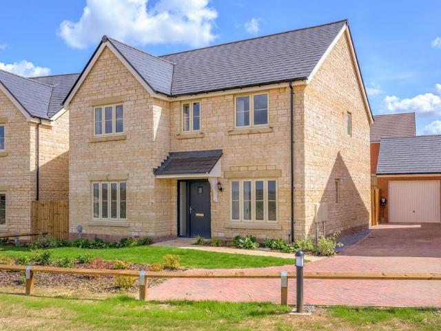 House for sale in Woodland Valley, Rothwell