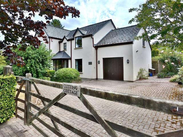 House for sale in Crucorney, Llanvihangel Crucorney