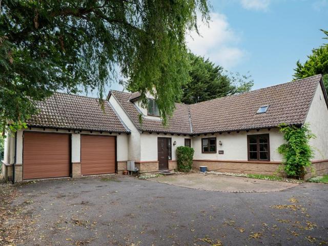 House for sale in Waterbeach, South Cambridgeshire