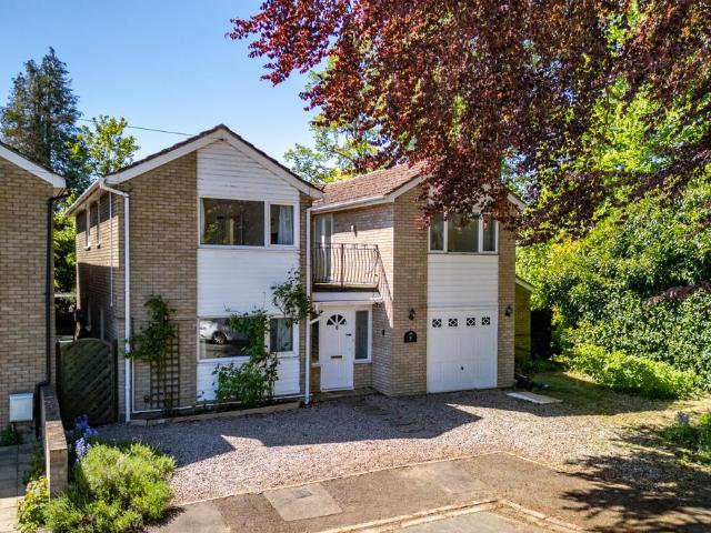 House for sale in Wooburn, Berghers Hill