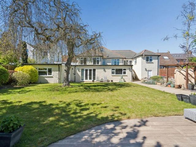 House for sale in Pouchen End, Hertfordshire