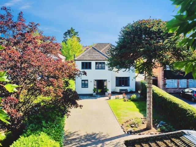 House for sale in Elmfield, Leicestershire