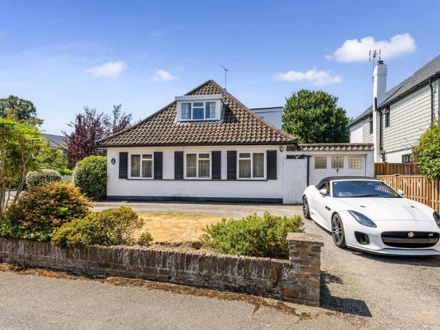 House for sale in Row Town, Surrey