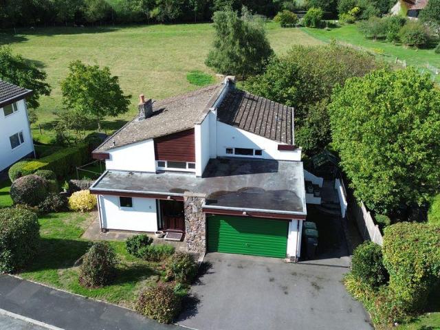 House for sale in Olveston