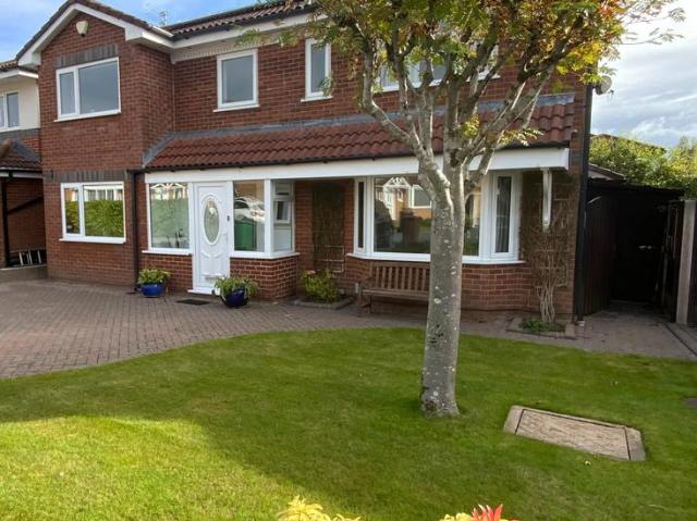 House for sale in Summerseat, Bury
