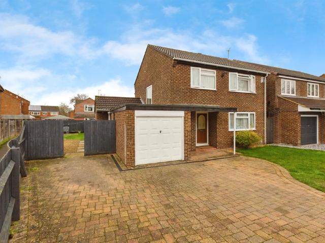 House for sale in Weston Turville