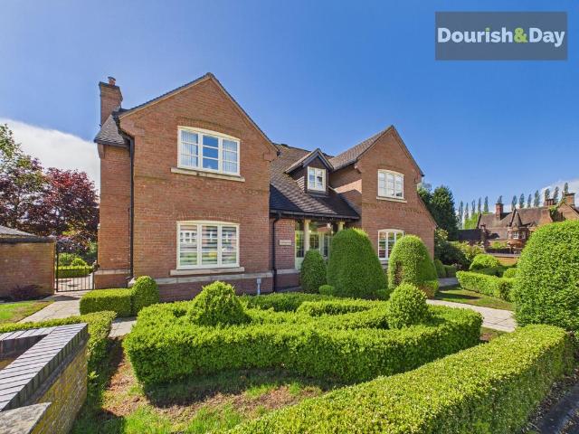 House for sale in Baswich, Staffordshire