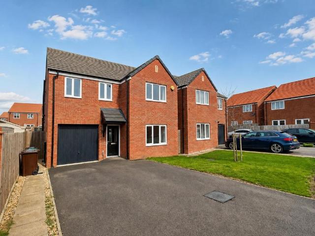 House for sale in Cardea, Peterborough