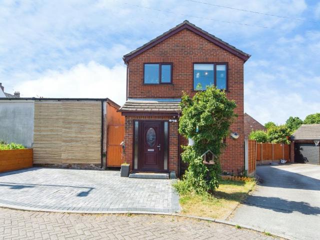 House for sale in Helsby, Alvanley