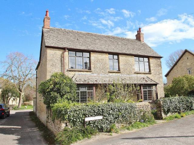 House for sale in Black Bourton, Oxfordshire