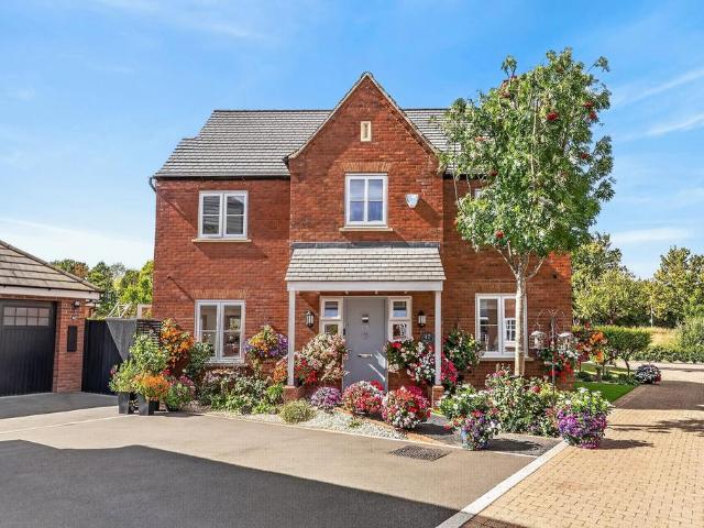 House for sale in Houghton Conquest, Bedfordshire