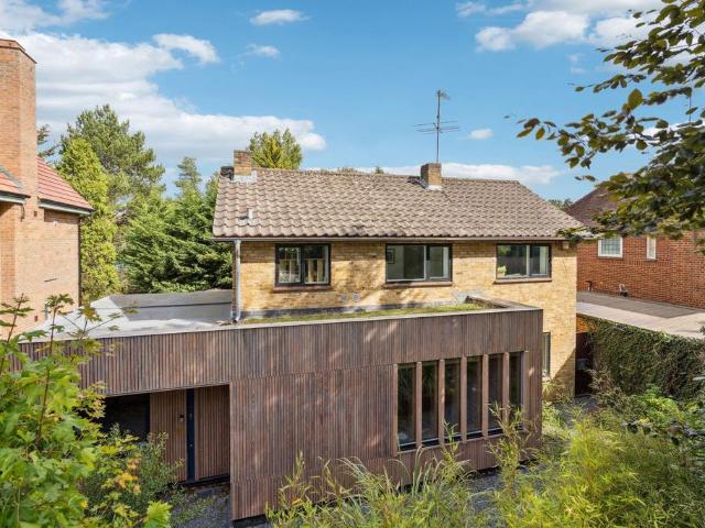 House for sale in Pinner, Greater London