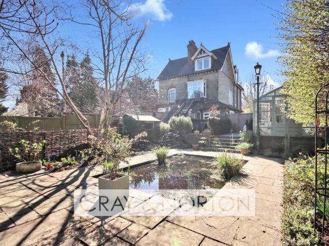 House for sale in London Borough of Croydon, Addiscombe