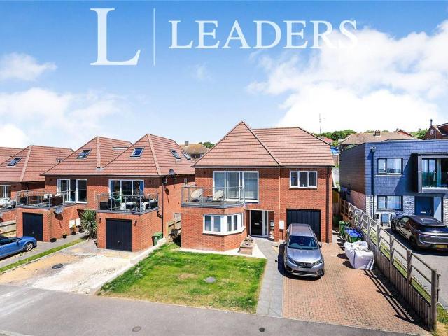 House for sale in Mount Pleasant, Iford