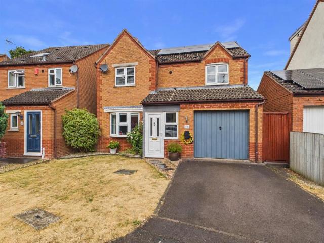 House for sale in Lower Rea, Gloucester
