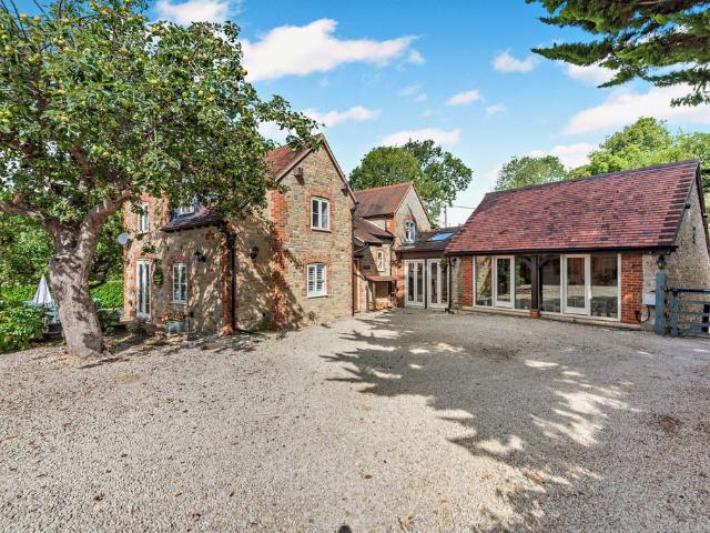 House for sale in Berrick Salome, Oxfordshire