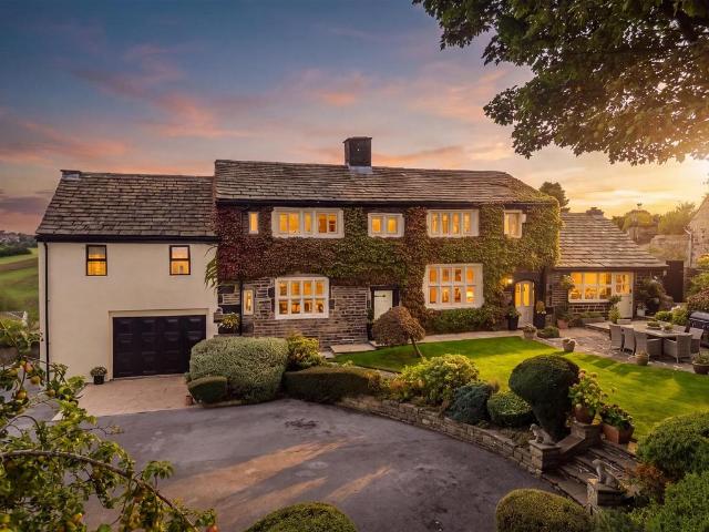 House for sale in Bailiff Bridge, Calderdale