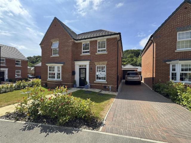 House for sale in Oughtibridge, South Yorkshire