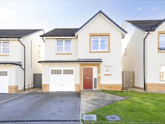 House for sale in Sewell, Scotland