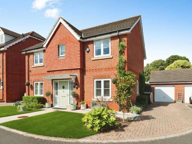 House for sale in Downend, South Gloucestershire
