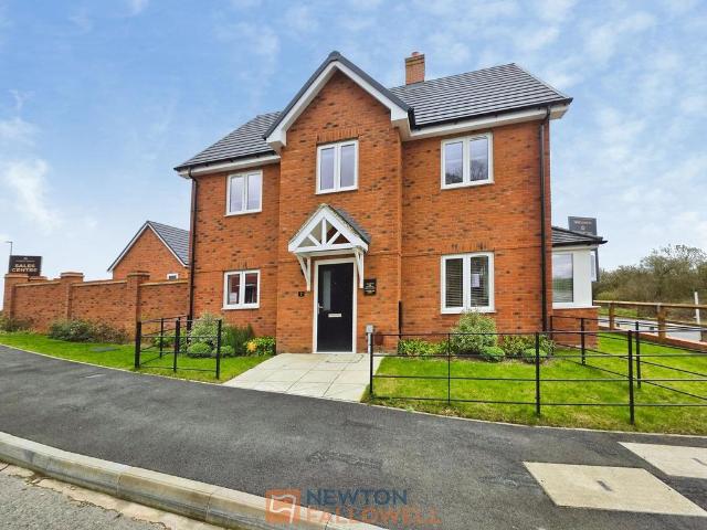 House for sale in Potters Corner, East Midlands