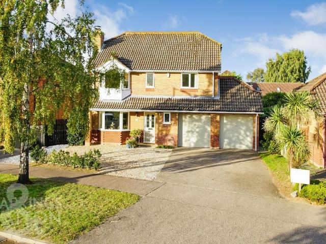House for sale in Crostwick, Norfolk