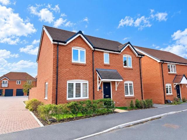 House for sale in Curbridge, Winchester