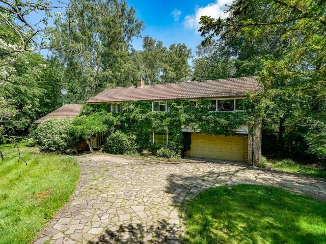 House for sale in Whipsnade, Bedfordshire