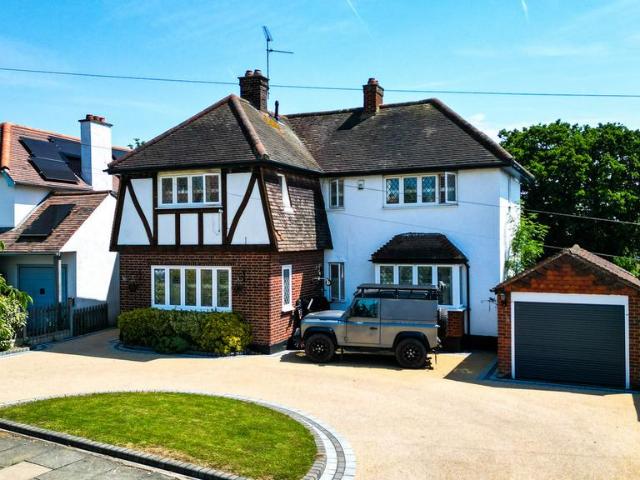 House for sale in Alton Barnes, Essex