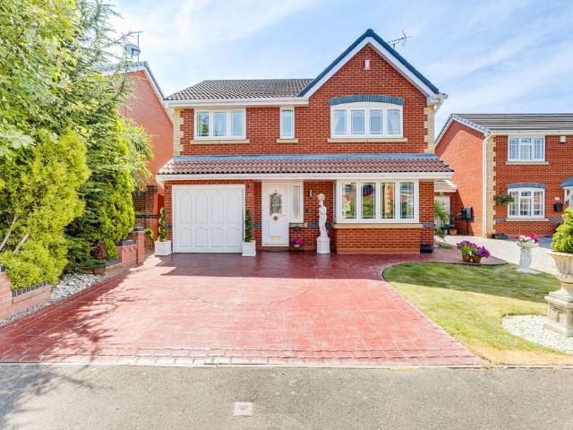 House for sale in Shipley View, Caldermill