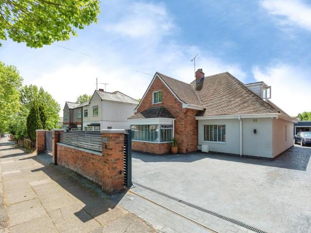 House for sale in Holbrooks, West Midlands